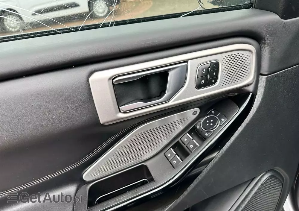 FORD Explorer EcoBoost Plug-in Hybrid PLATINUM