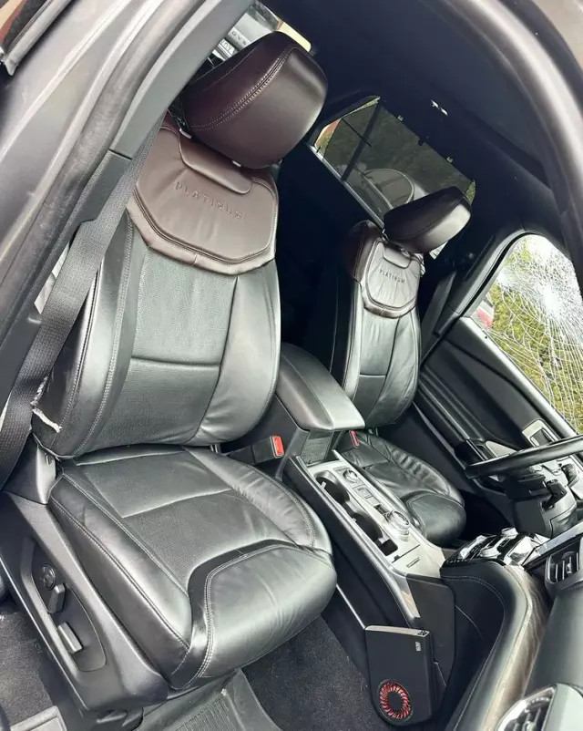 FORD Explorer EcoBoost Plug-in Hybrid PLATINUM