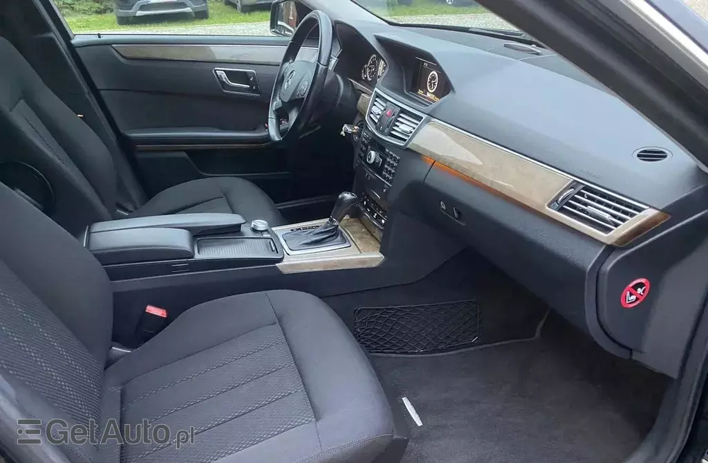 MERCEDES-BENZ Klasa E 