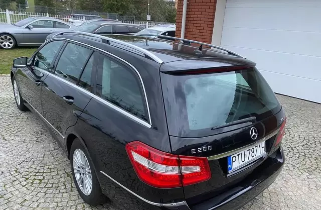 MERCEDES-BENZ Klasa E 