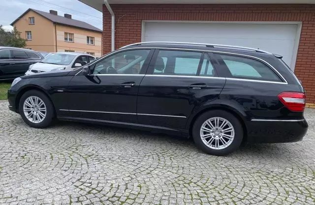 MERCEDES-BENZ Klasa E 