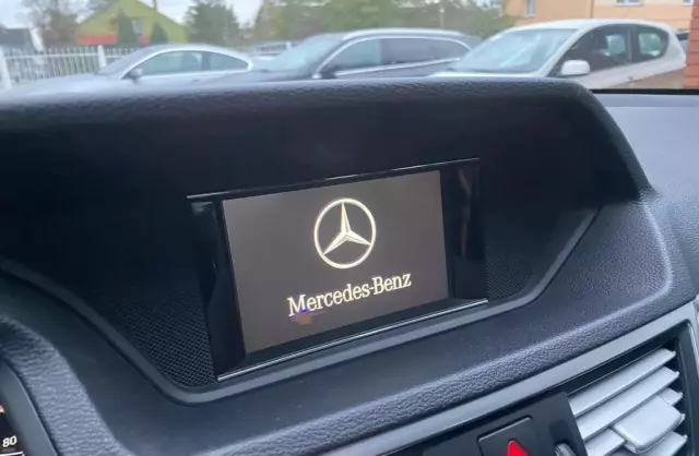 MERCEDES-BENZ Klasa E 