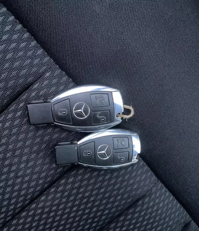 MERCEDES-BENZ Klasa E 