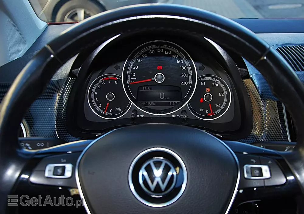 VOLKSWAGEN Up! 1.0 move