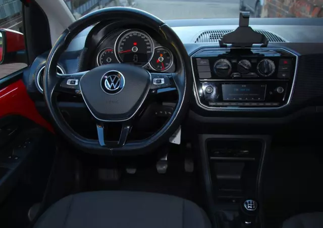 VOLKSWAGEN Up! 1.0 move