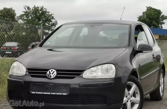 VOLKSWAGEN Golf 