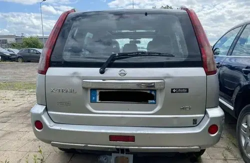 NISSAN X-Trail 