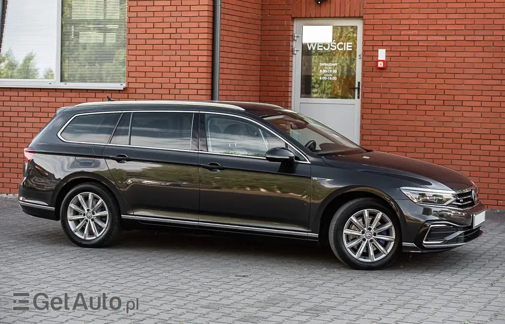 VOLKSWAGEN Passat Ver-1-4-tsi-plug--in-hybrid-gte-dsg
