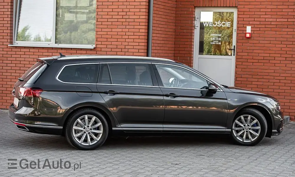 VOLKSWAGEN Passat Ver-1-4-tsi-plug--in-hybrid-gte-dsg