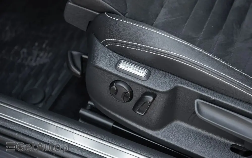 VOLKSWAGEN Passat Ver-1-4-tsi-plug--in-hybrid-gte-dsg