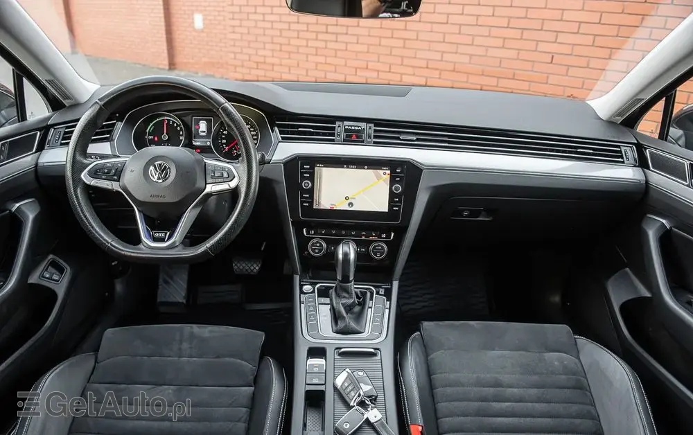 VOLKSWAGEN Passat Ver-1-4-tsi-plug--in-hybrid-gte-dsg