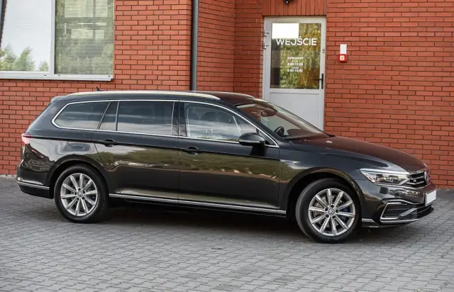 VOLKSWAGEN Passat Ver-1-4-tsi-plug--in-hybrid-gte-dsg