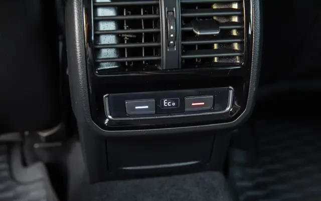 VOLKSWAGEN Passat Ver-1-4-tsi-plug--in-hybrid-gte-dsg