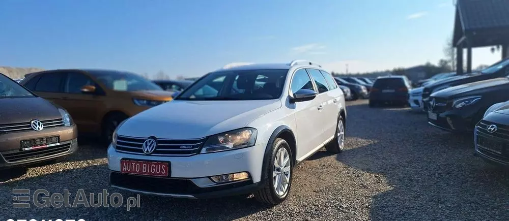 VOLKSWAGEN Passat Alltrack 