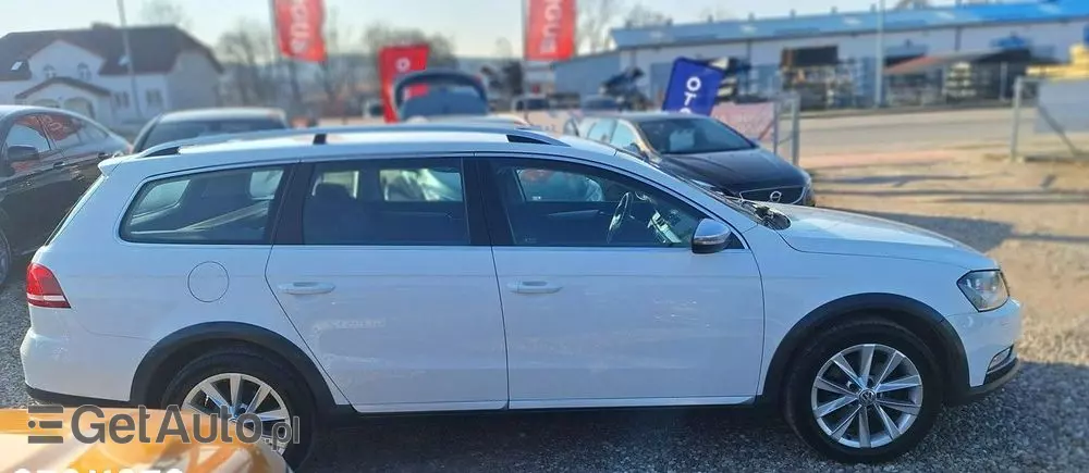 VOLKSWAGEN Passat Alltrack 