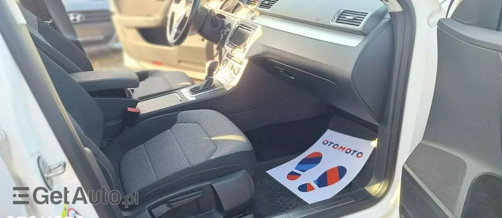 VOLKSWAGEN Passat Alltrack 