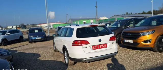 VOLKSWAGEN Passat Alltrack 
