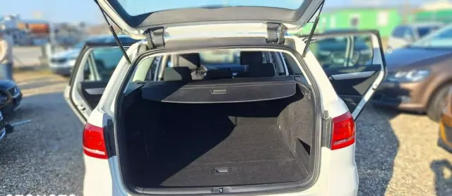 VOLKSWAGEN Passat Alltrack 