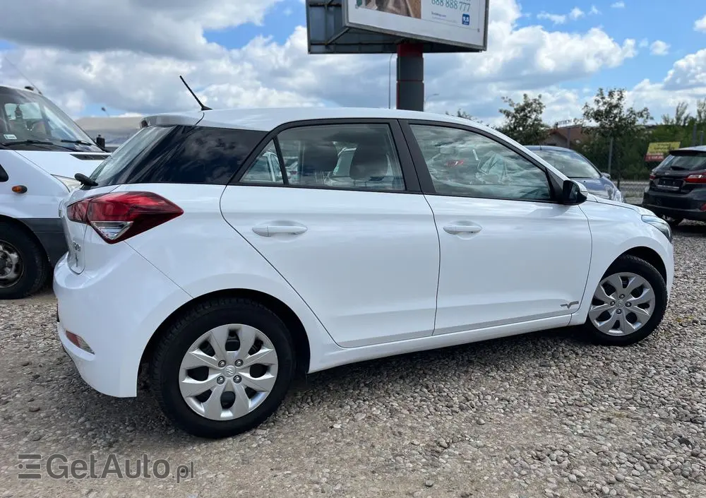 HYUNDAI I20 1.2 Trend