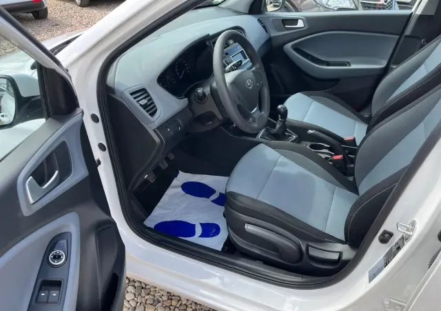 HYUNDAI I20 1.2 Trend
