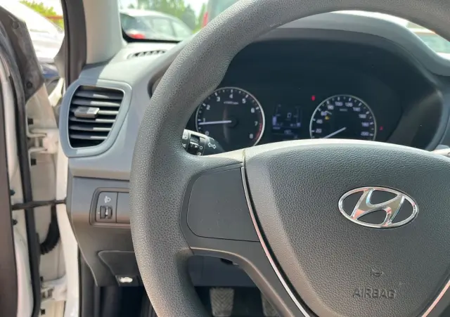 HYUNDAI I20 1.2 Trend