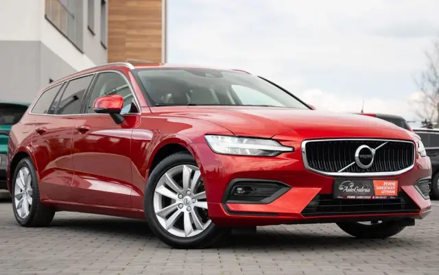 VOLVO V60 D3 Drive-E Momentum