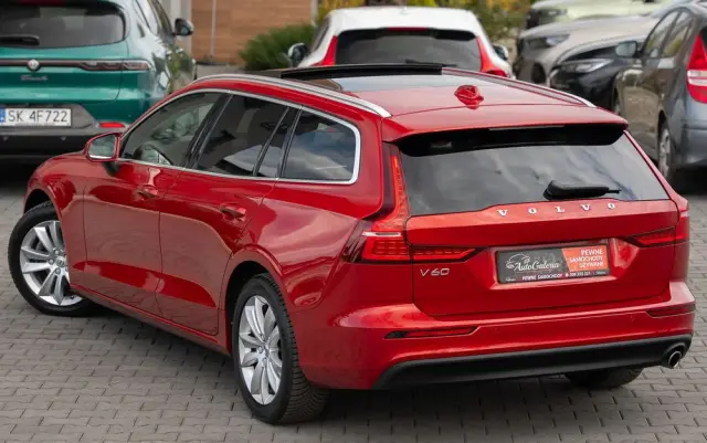 VOLVO V60 D3 Drive-E Momentum