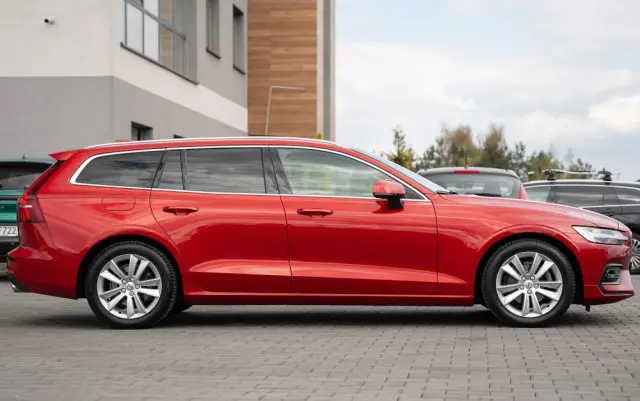VOLVO V60 D3 Drive-E Momentum