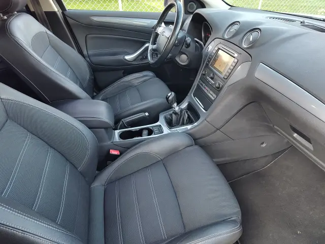 FORD Mondeo Titanium