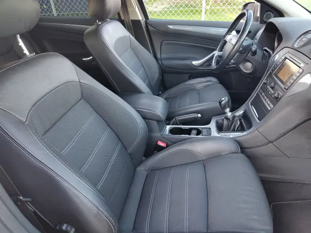 FORD Mondeo Titanium