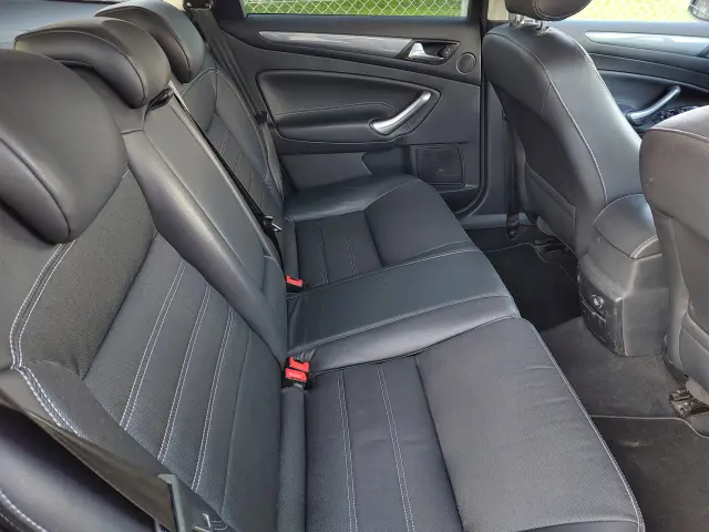 FORD Mondeo Titanium