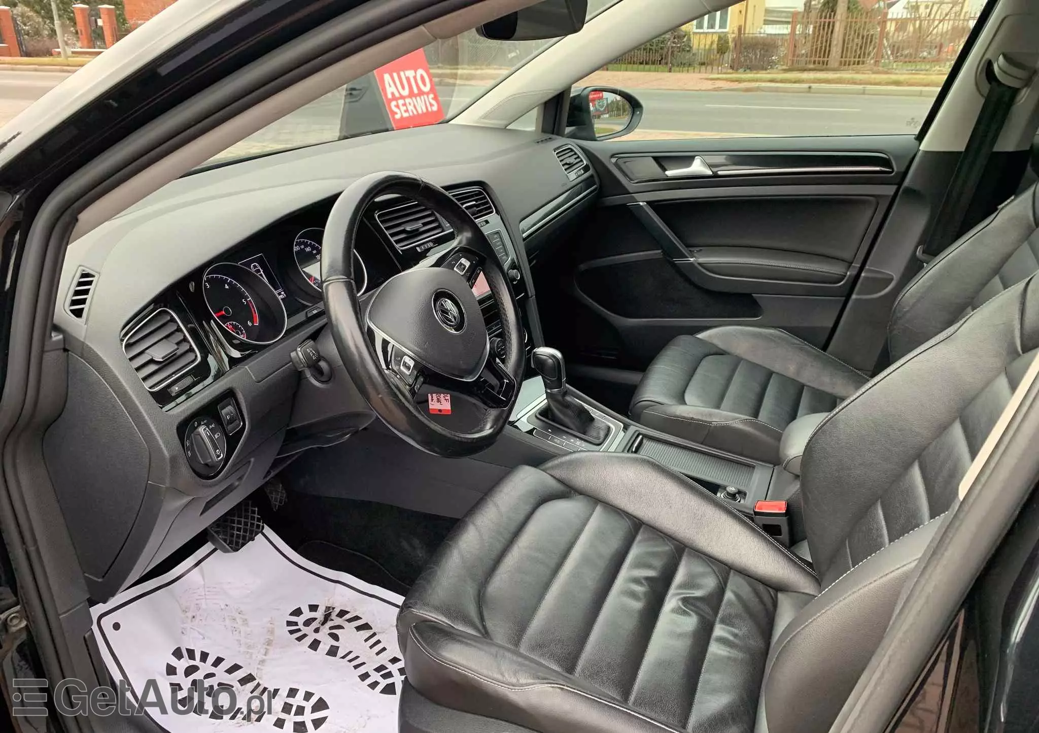 VOLKSWAGEN Golf 1.6 TDI BlueMotion Technology DSG Trendline