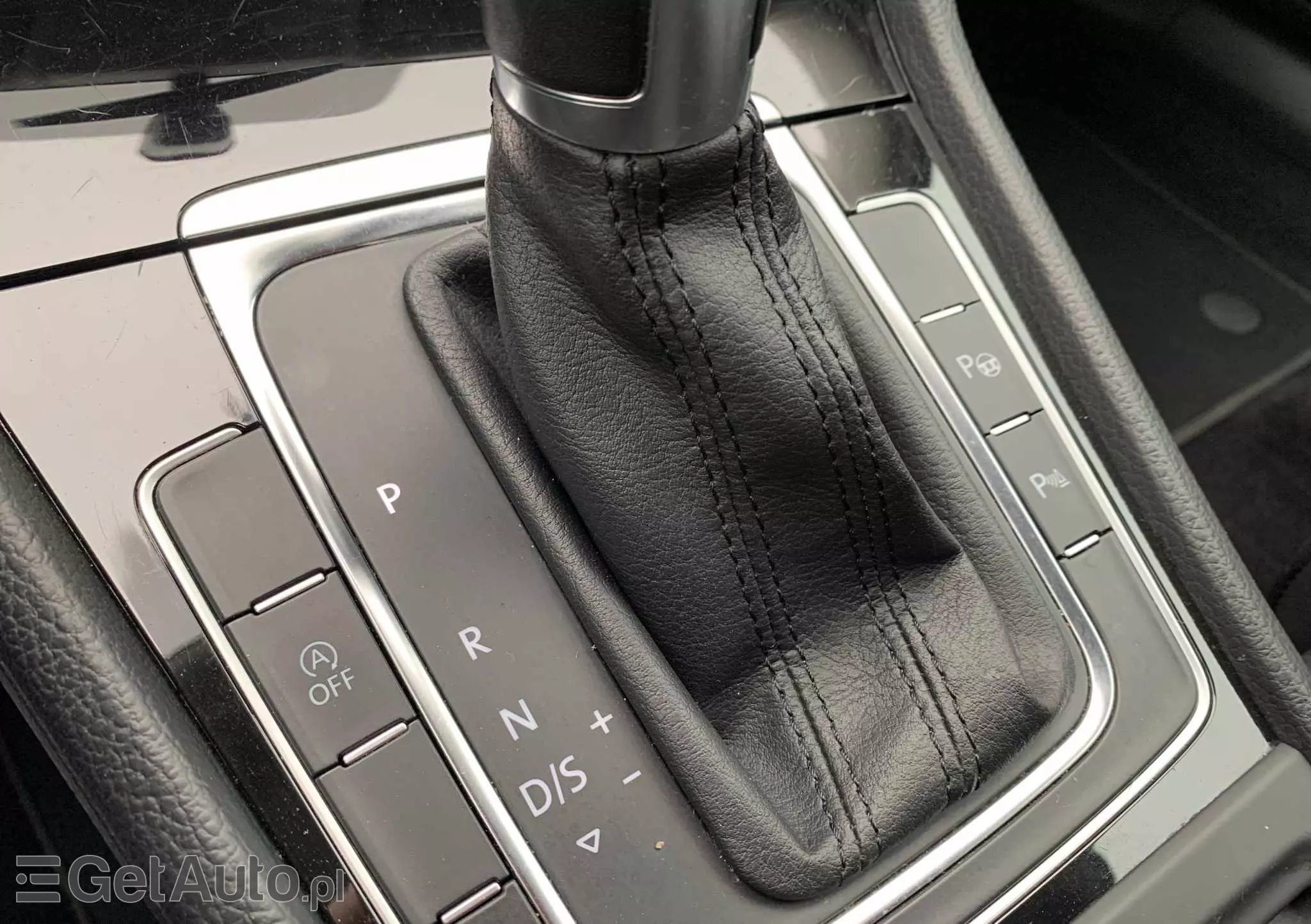 VOLKSWAGEN Golf 1.6 TDI BlueMotion Technology DSG Trendline