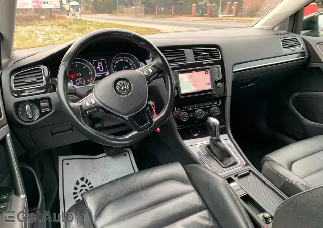 VOLKSWAGEN Golf 1.6 TDI BlueMotion Technology DSG Trendline