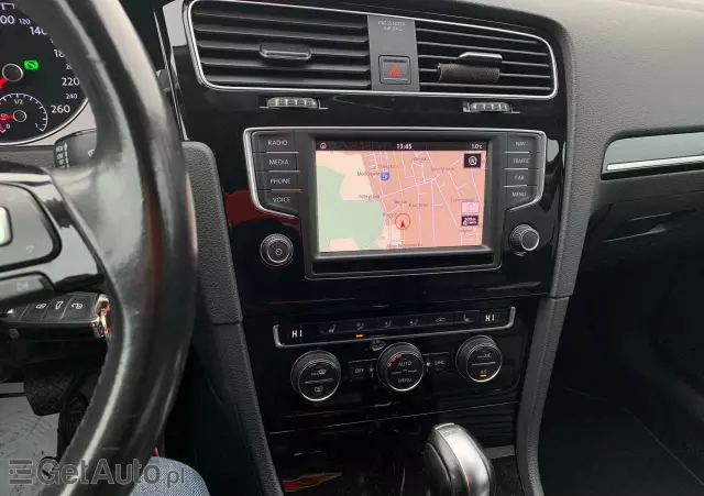 VOLKSWAGEN Golf 1.6 TDI BlueMotion Technology DSG Trendline