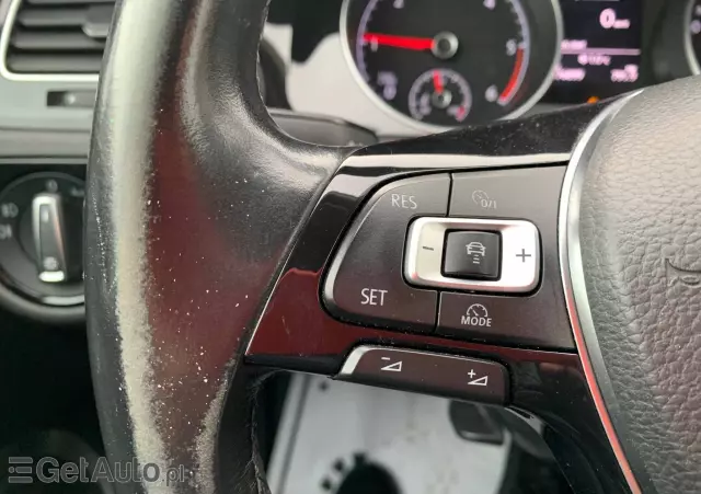 VOLKSWAGEN Golf 1.6 TDI BlueMotion Technology DSG Trendline