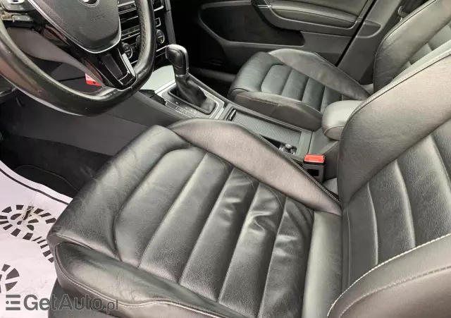 VOLKSWAGEN Golf 1.6 TDI BlueMotion Technology DSG Trendline