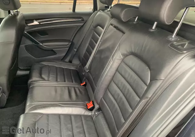 VOLKSWAGEN Golf 1.6 TDI BlueMotion Technology DSG Trendline