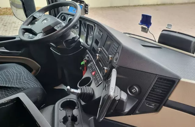 MERCEDES-BENZ Actros 