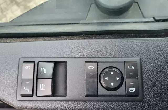 MERCEDES-BENZ Actros 