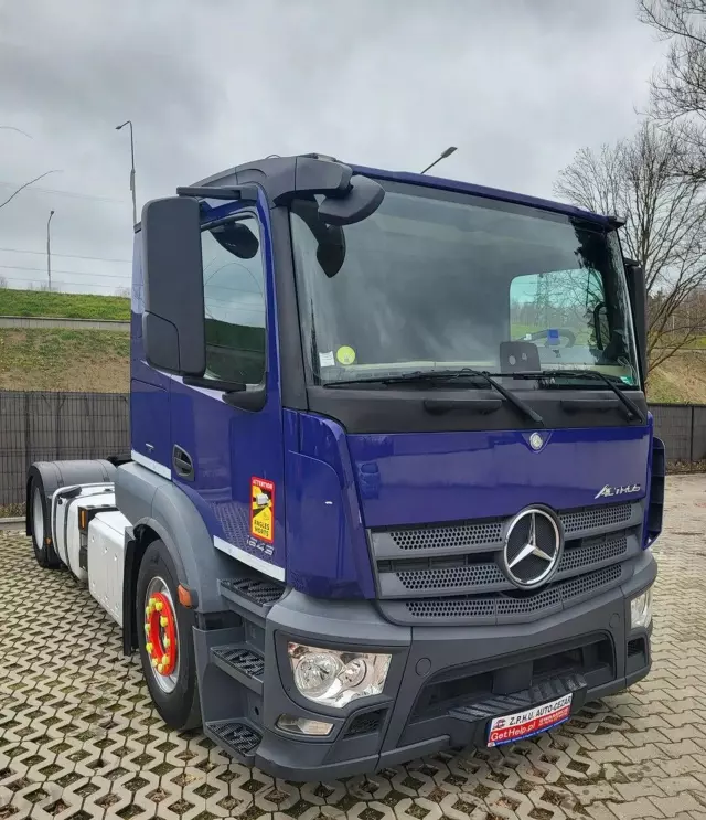 MERCEDES-BENZ Actros 