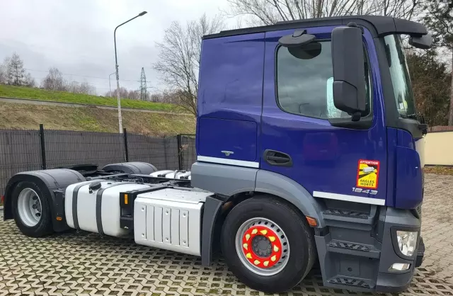 MERCEDES-BENZ Actros 