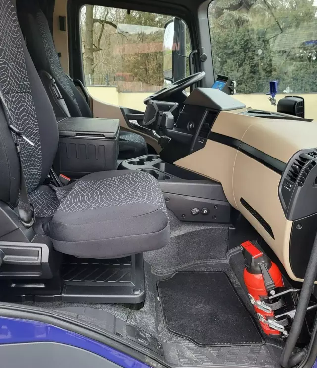 MERCEDES-BENZ Actros 