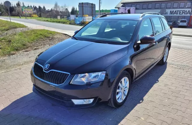 SKODA Octavia 