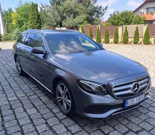 MERCEDES-BENZ Klasa E 