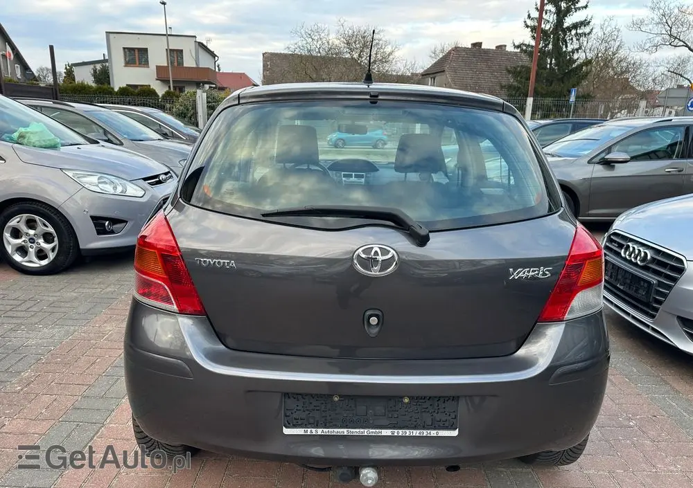 TOYOTA Yaris 1.33 VVT-i Cool+