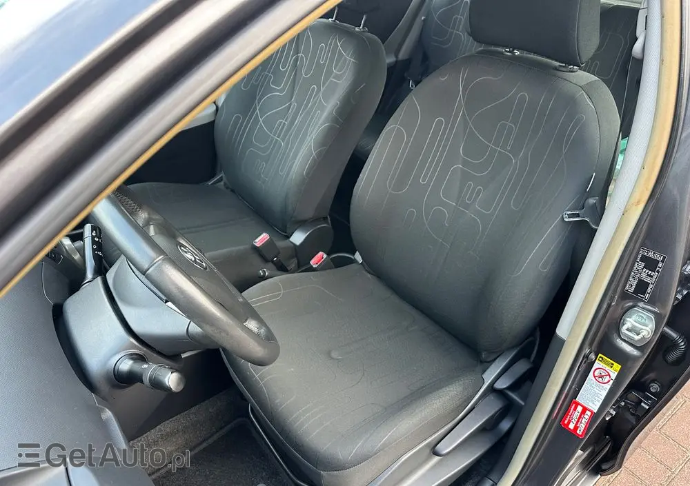 TOYOTA Yaris 1.33 VVT-i Cool+