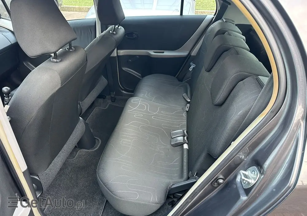 TOYOTA Yaris 1.33 VVT-i Cool+
