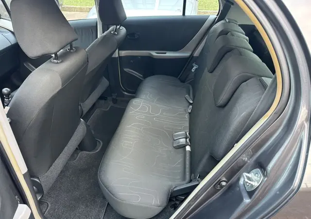 TOYOTA Yaris 1.33 VVT-i Cool+