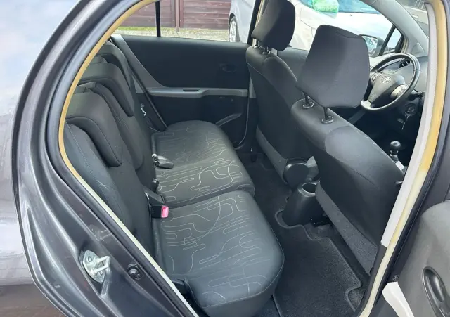 TOYOTA Yaris 1.33 VVT-i Cool+